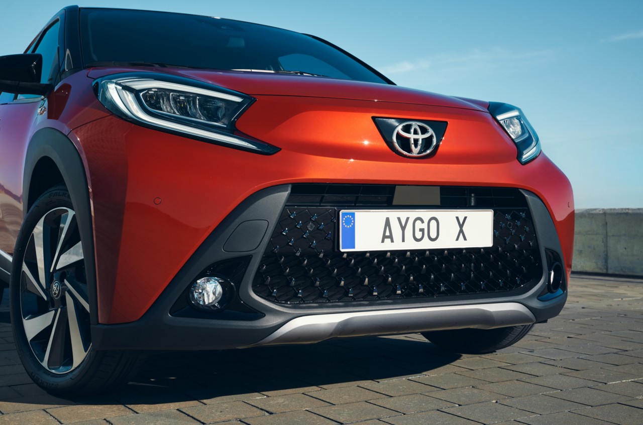 TOY_AYGO_X_2022_HUB_DCO_Image_Bank_11_Chilli-1