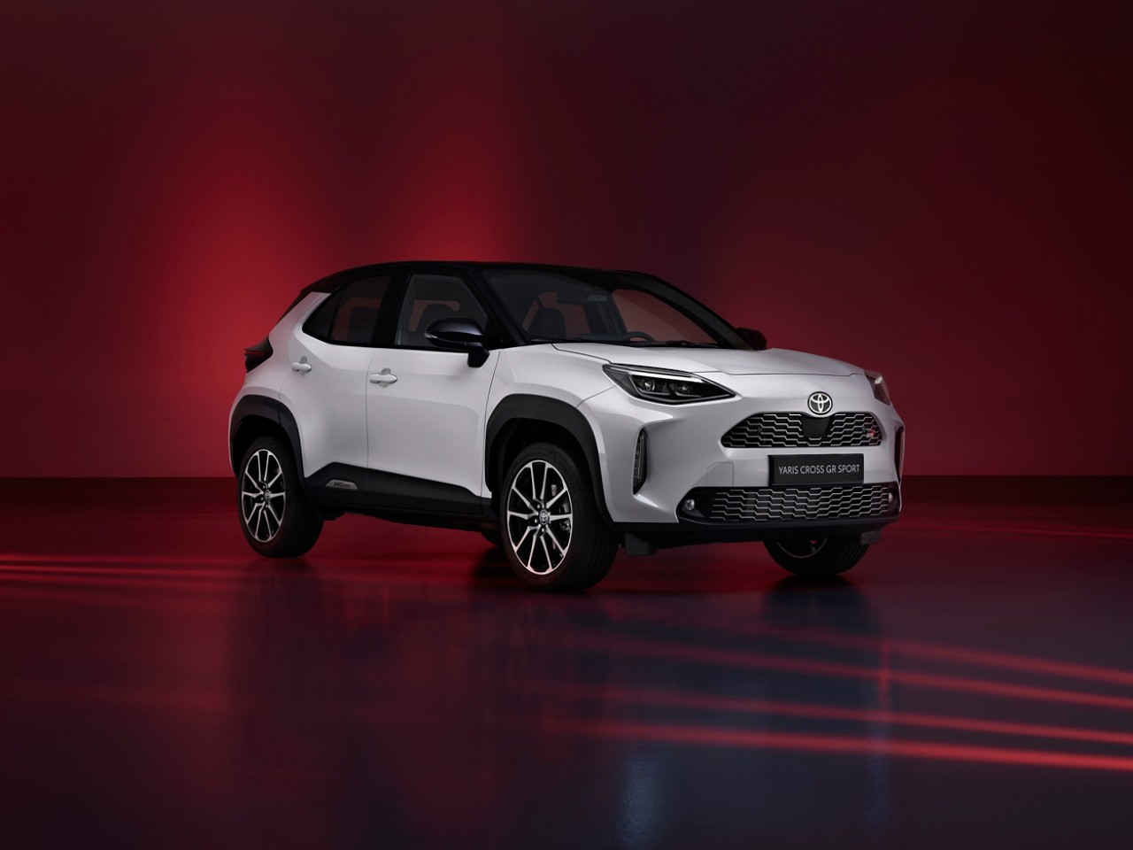 2022_YARIS_CROSS_GRS_EXT_003