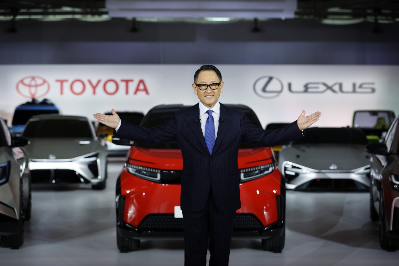 Toyota afslører fuldt modelprogram af elbiler