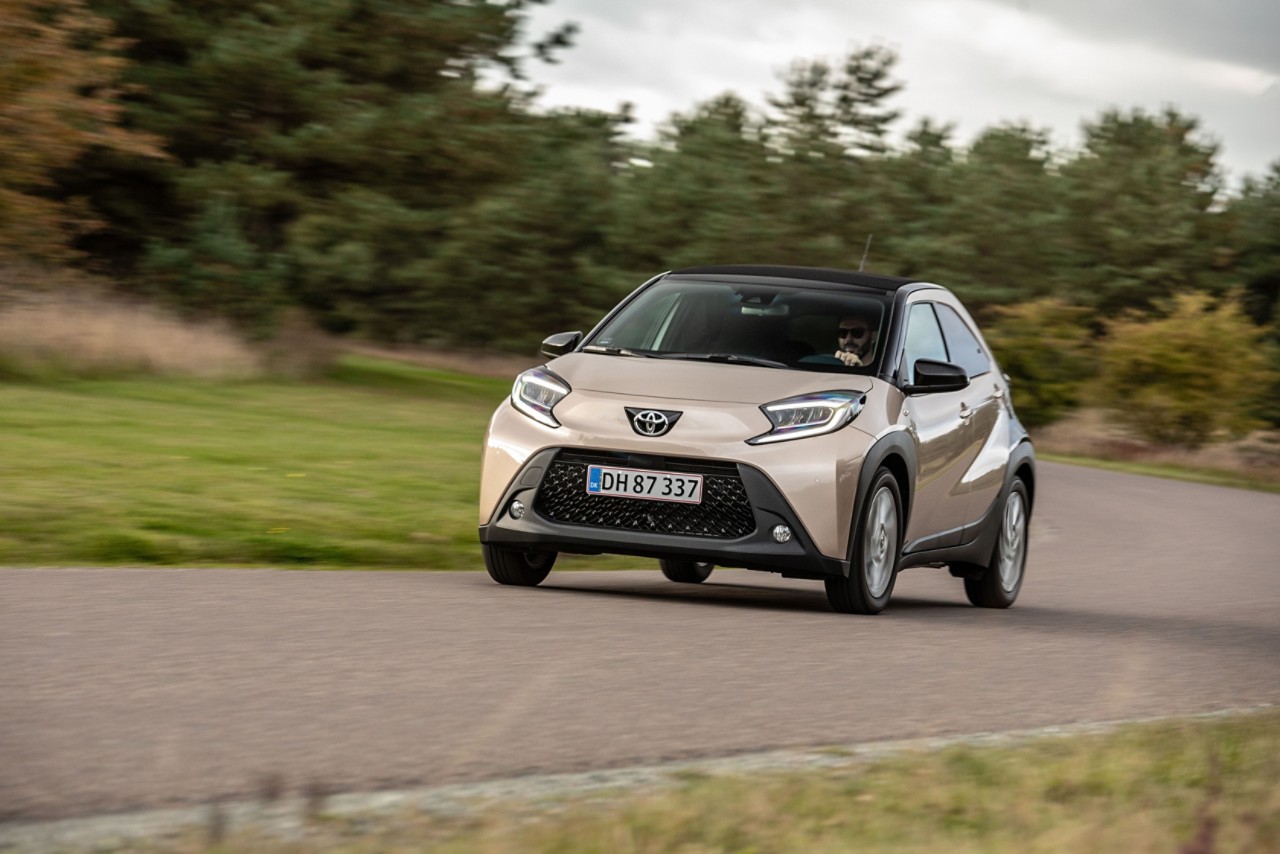 Toyota_Aygo_X_07_high-res