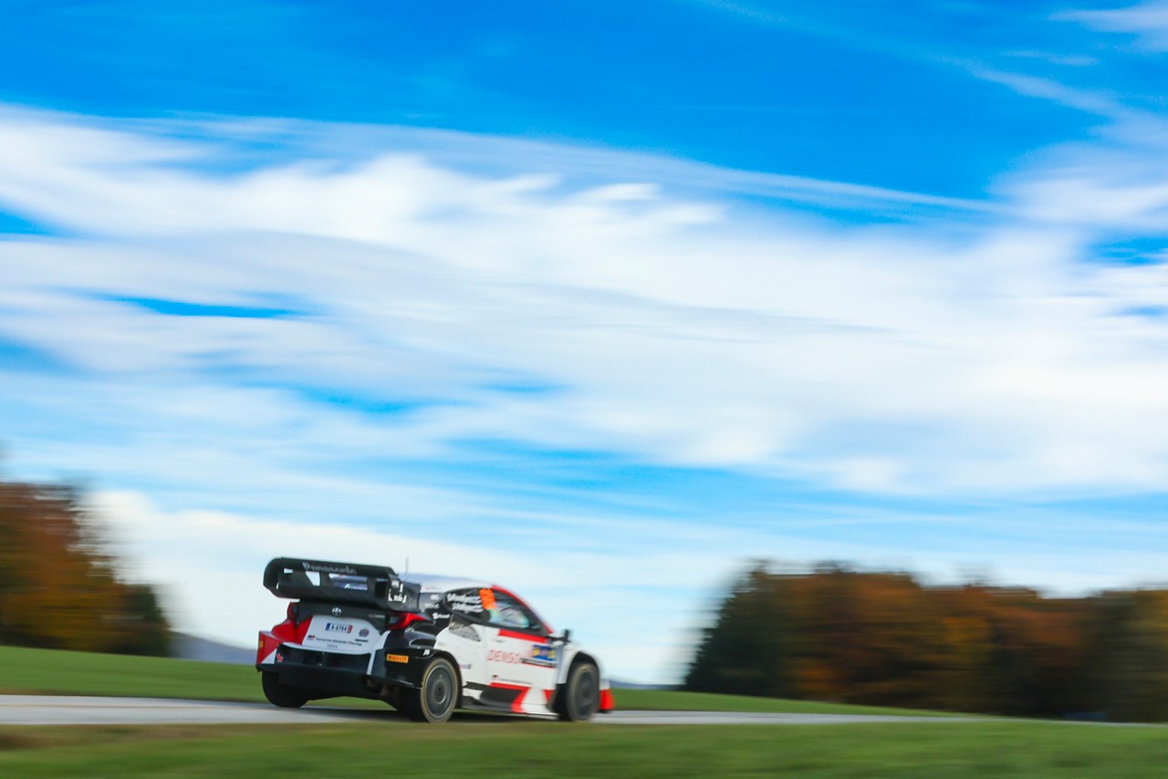 Toyota vinder verdensmesterskabet i rally