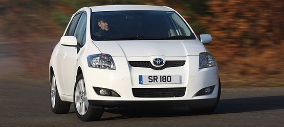 Første Generation Auris 