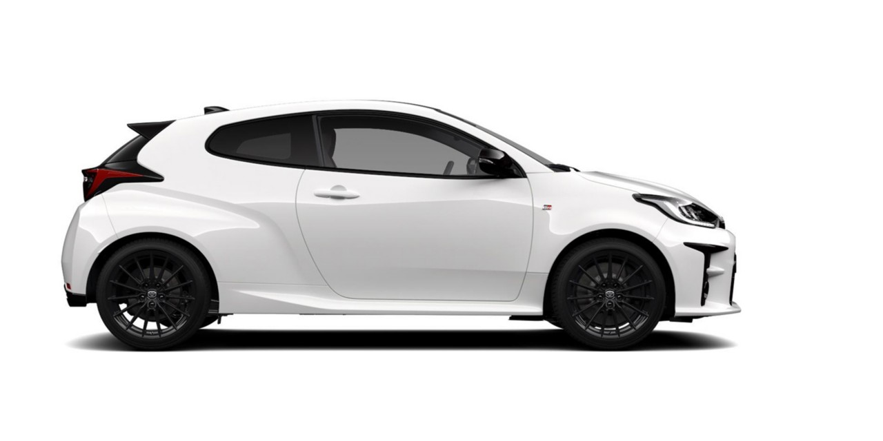 1600x800-GR-Yaris
