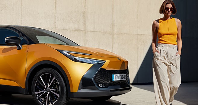 toyota-c-hr-2023-services-pom-services